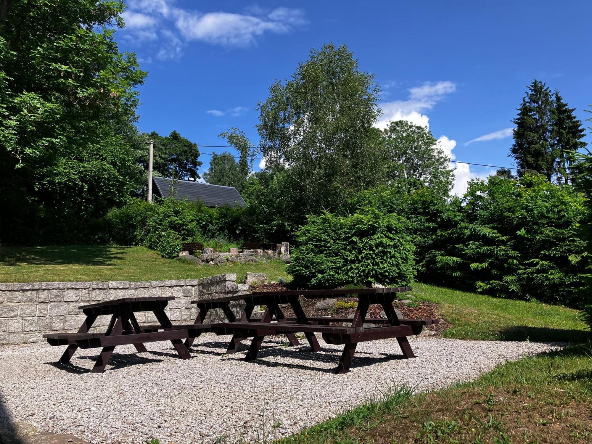 Penzion Hají Janov nad Nisou Exterior foto